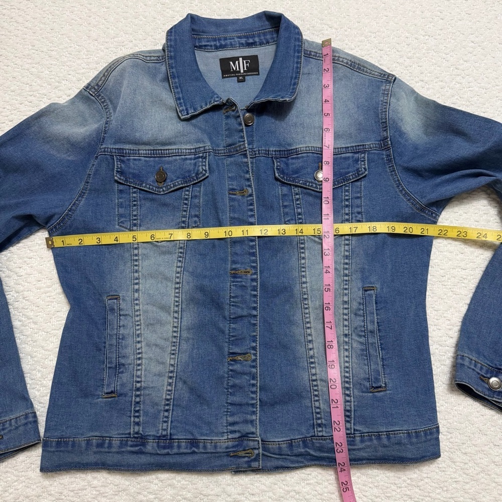 Jeweled Tiger Denim Jacket Moving Forward Designs Women’s Size XL - Picture 4 of 10
